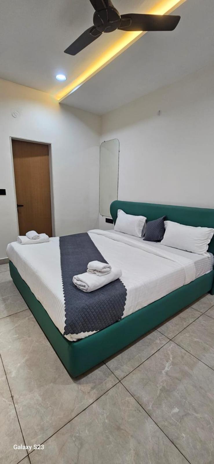 Shree Jalaram Resort Kodāe エクステリア 写真