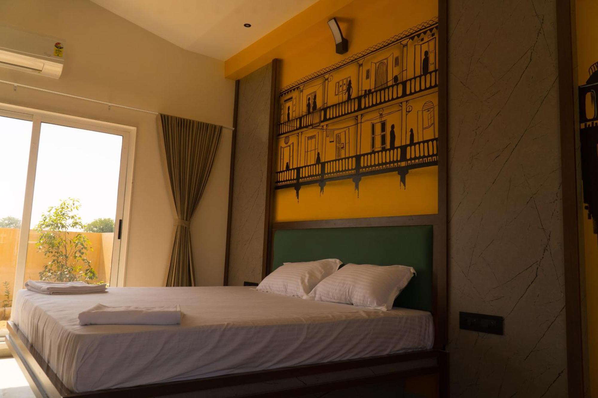 Shree Jalaram Resort Kodāe エクステリア 写真